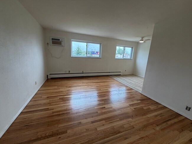 Foto del edificio - 4789 Ridge Ave
