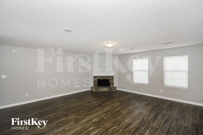 Foto del edificio - 7576 Stonington Dr