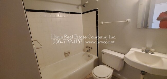 Photo - 1231 Gholson Ave S East Apartment