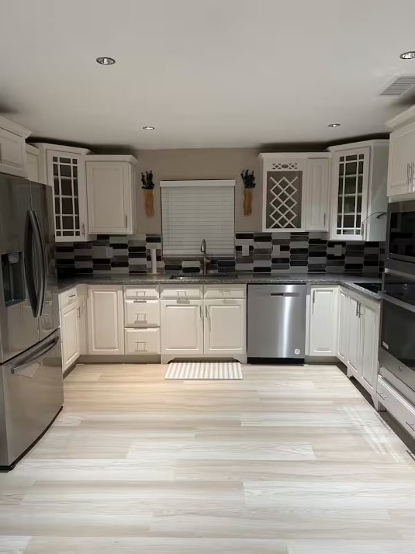 Foto del edificio - 4332 Key Largo Dr