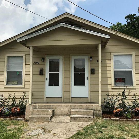 Primary Photo - 3204 Napoleon St