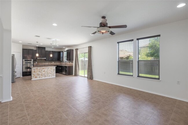 Building Photo - 8725 Panadero Dr