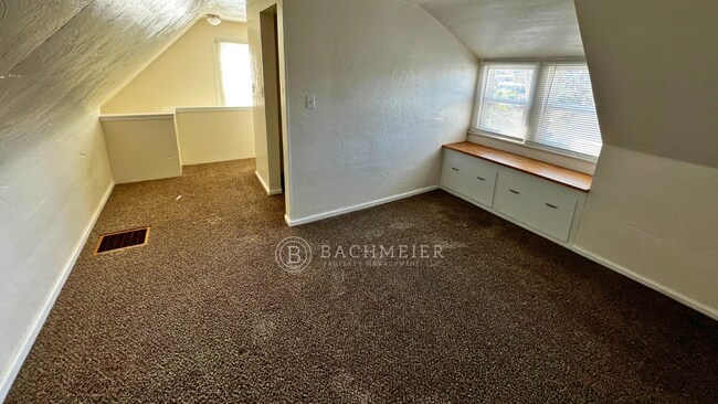 Foto del edificio - SW 1st Triplex