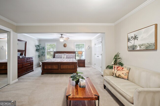 Foto del edificio - 102 Hickory Dr