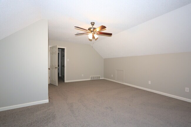 Building Photo - 3891 Oak Forest Dr