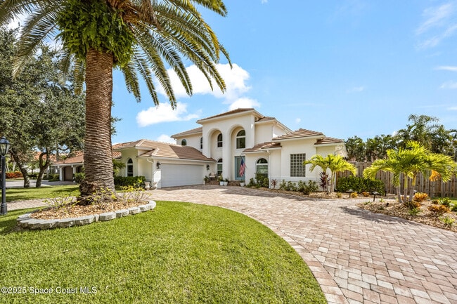 Building Photo - 385 Newport Dr
