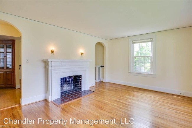 Building Photo - 3 br, 2 bath House - 6224 Powhatan Ave