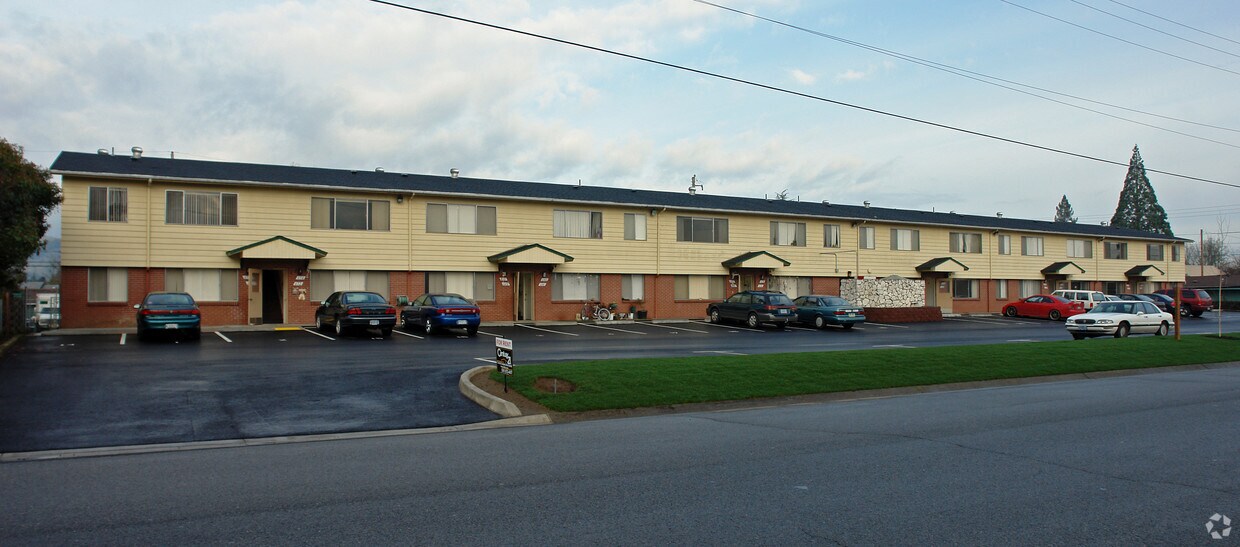 Building Photo - 612-658 W Luellen Dr