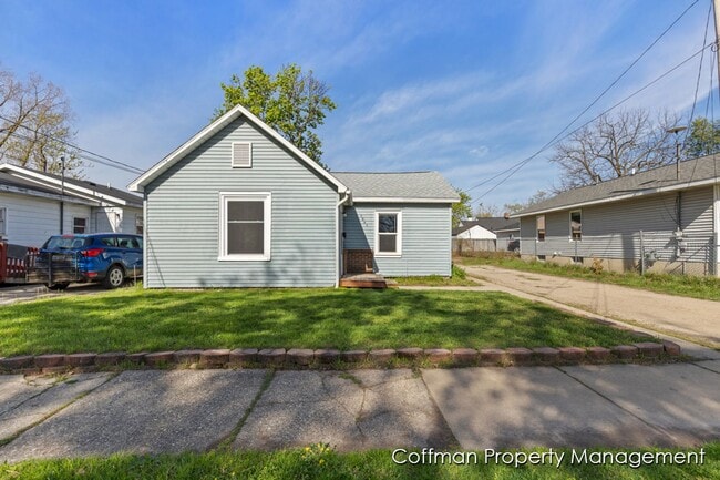 Building Photo - 2 Bed 1 Bath Home in Wyoming