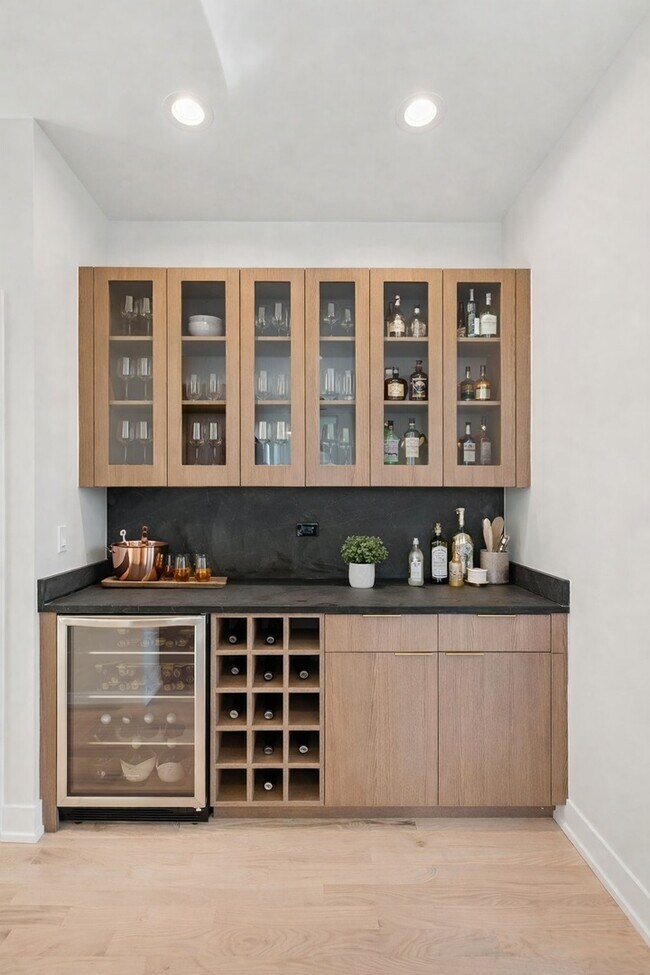 Foto del edificio - 4536 S Prairie Ave