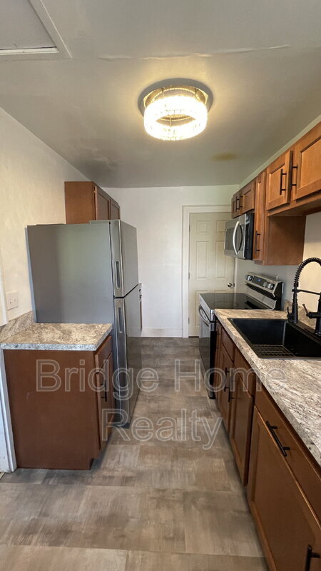 Foto del edificio - 7442 Irvine St