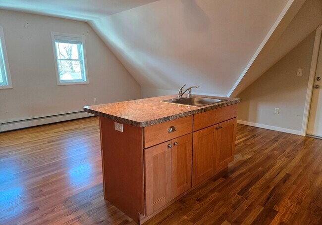 Foto del edificio - 674 Main St