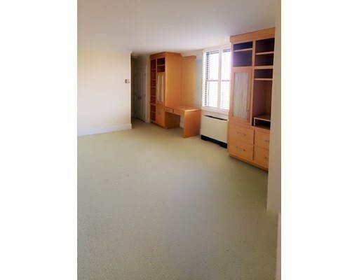 Building Photo - 50 Longwood Ave