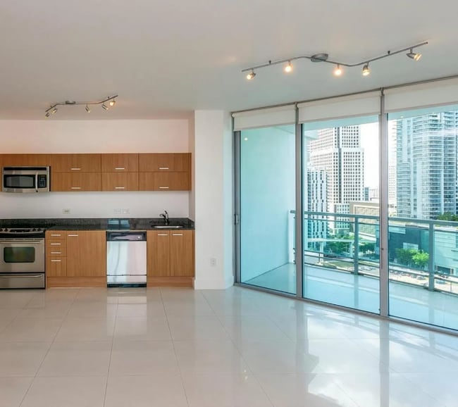 Building Photo - 350 S Miami Ave