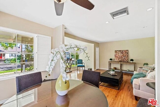 Foto del edificio - 14024 Peach Grove St
