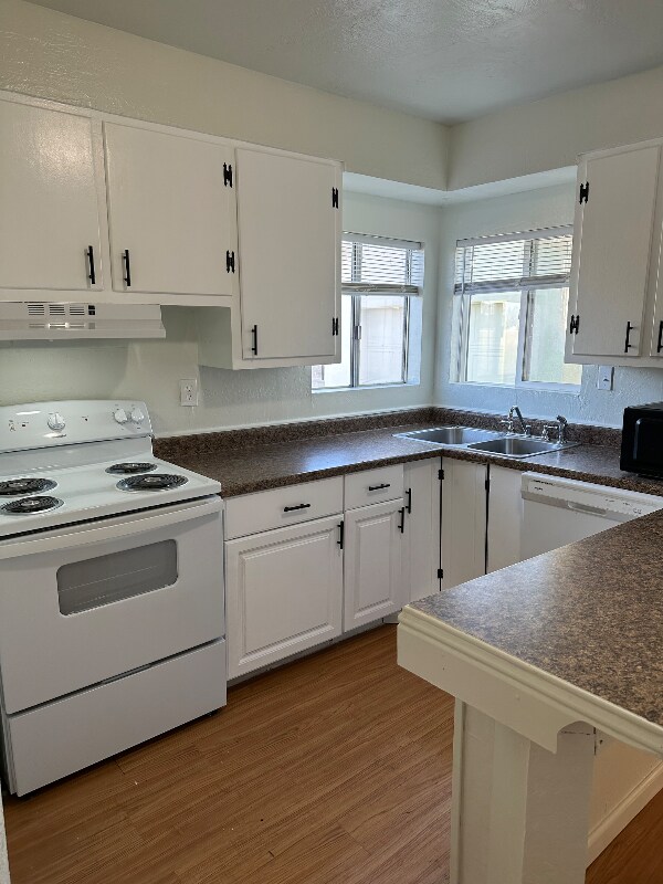 Foto del edificio - 2712 E Woodson Rd