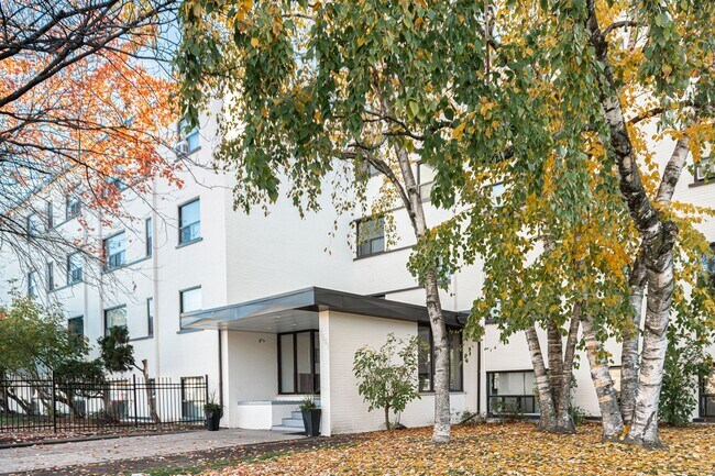 Photo du bâtiment - 1001 O'Connor Dr