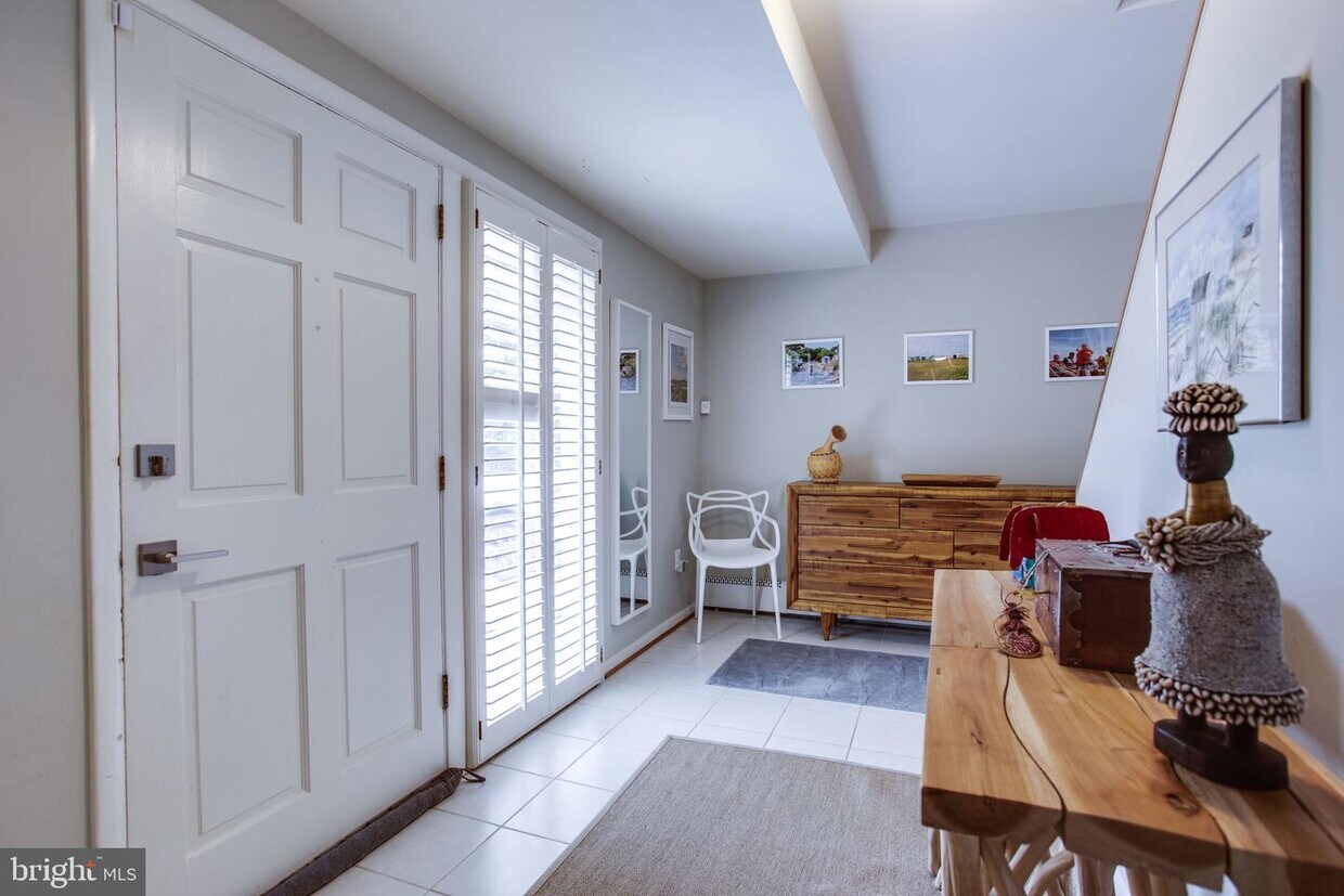 6212 Loch Raven Dr, McLean, VA 22101 House Rental in McLean, VA