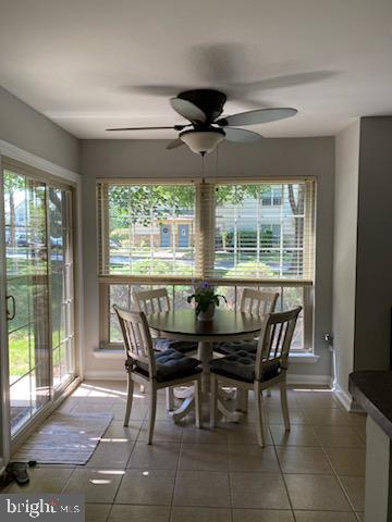 Foto del edificio - 507 Foxmeadow Dr