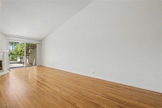 Building Photo - 3145 Bel Air Dr