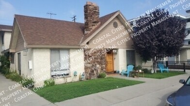 Building Photo - 371 Newport Ave