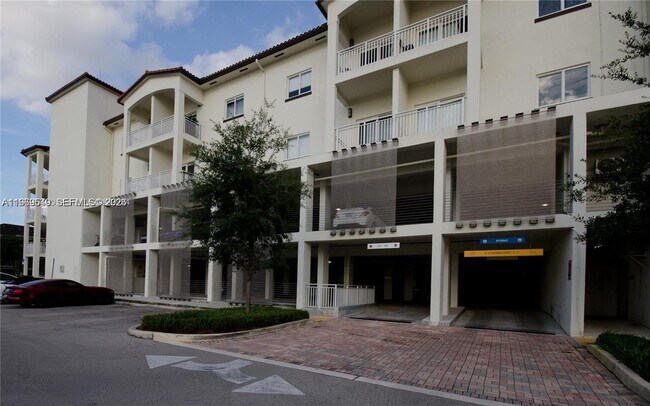 Building Photo - 10950 NW 82nd St