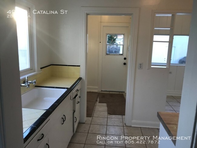 Building Photo - 2 Bedroom/1 Bath Home *Midtown Ventura*