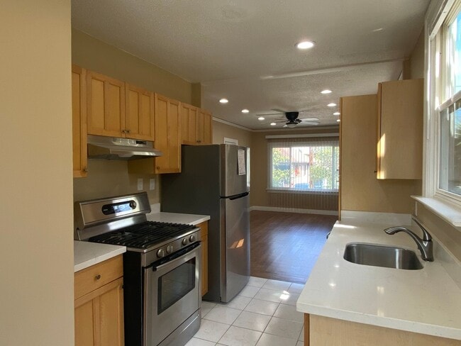 Photo - 817 52nd St Apartment