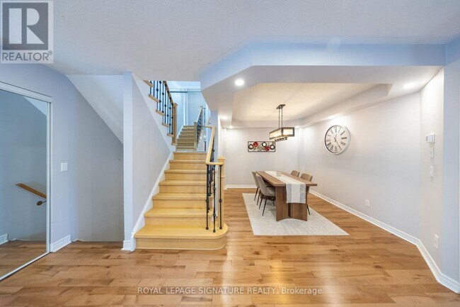 Building Photo - 2299 Yorktown Cir