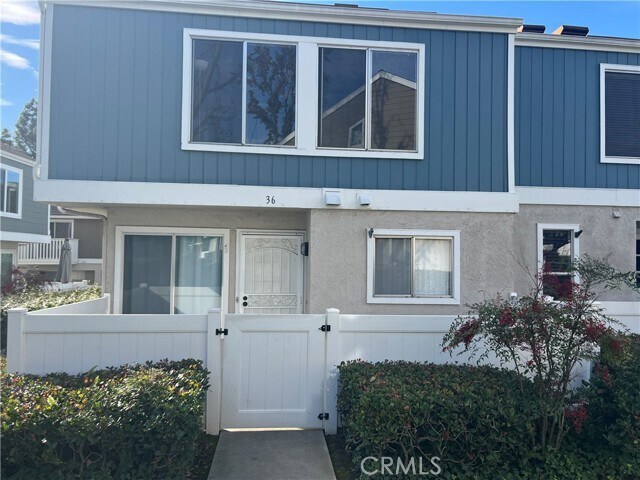 Foto principal - 36 Birchwood Ln