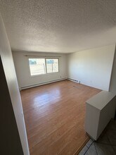 Building Photo - 9725-9130 130 Ave NW