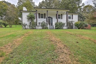 Building Photo - 1136 W Shipley Ferry Rd