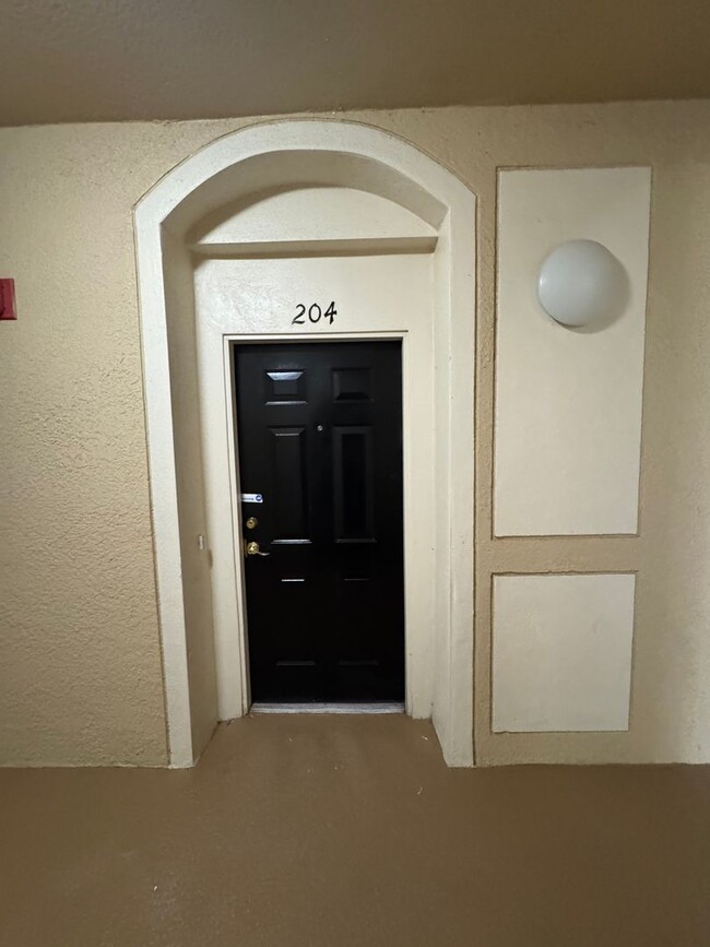 Foto del edificio - 3 Bedroom 2 Bath Condo In Ventura At Stone...