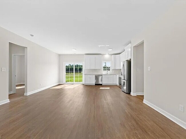 Building Photo - Earn Wealth While Leasing - Like a Homeown...