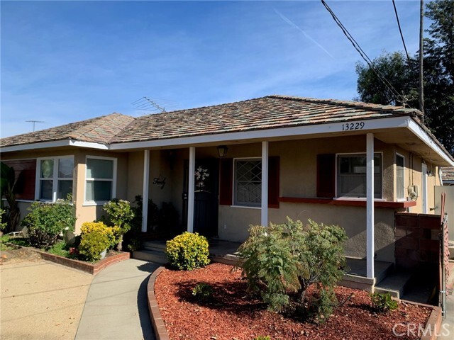 Foto principal - 13229 Pipeline Ave