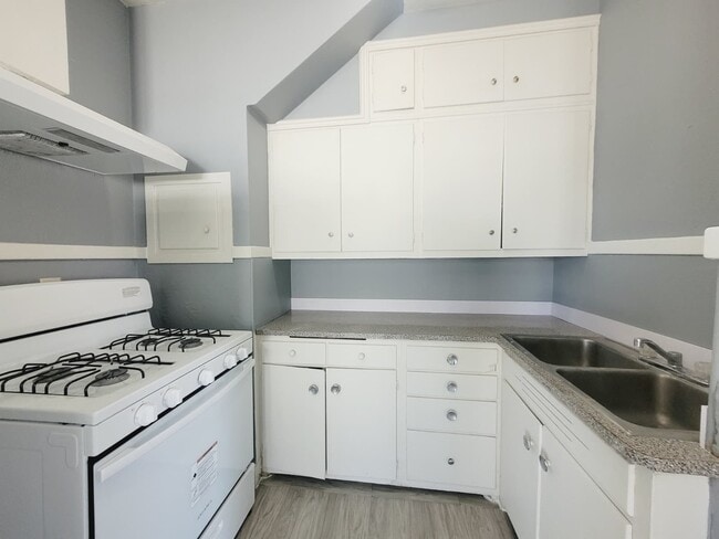 Foto del edificio - 516 W 4th St