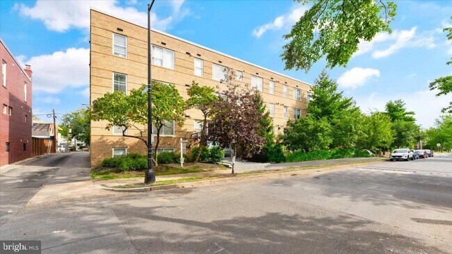 Foto del edificio - 420 16th St SE