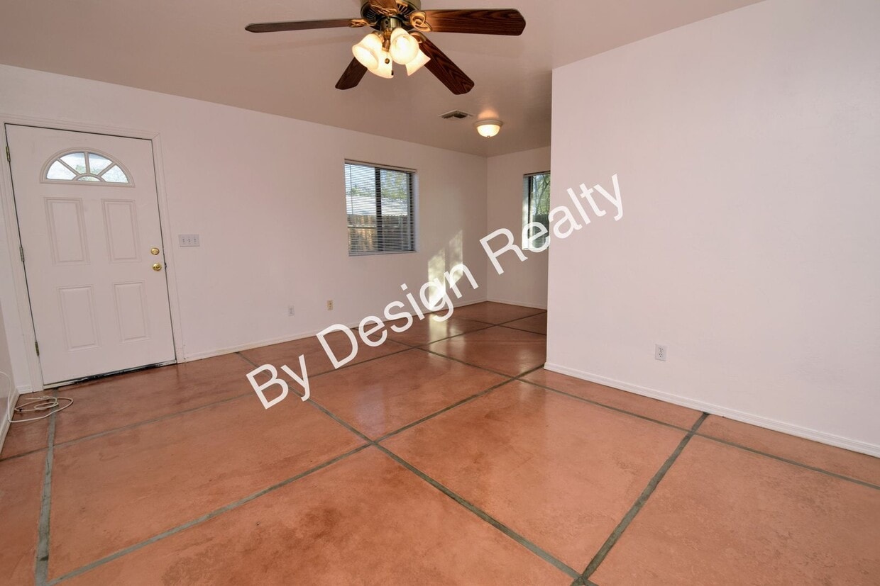 Primary Photo - 2-Bed 1-Bath near University of Arizona wi...