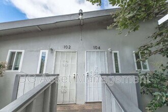 Building Photo - 104 Avian Dr