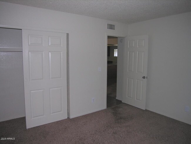 Building Photo - 6657 N 27th Ave