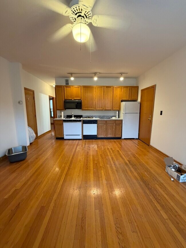 Foto del edificio - 628 W Patterson Ave