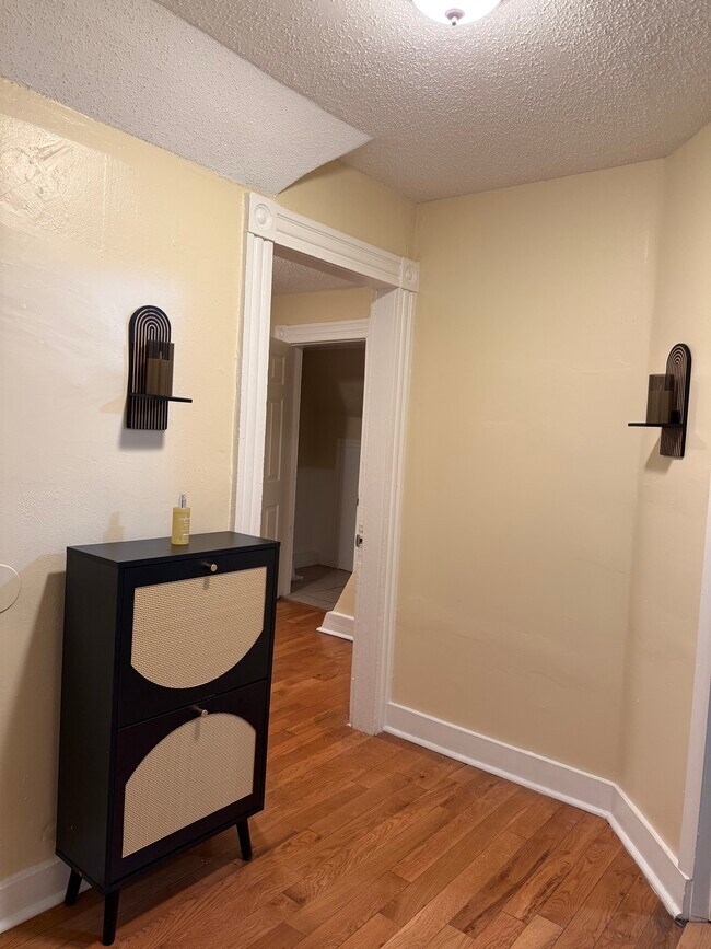 Foto del edificio - 117 Lloyd St