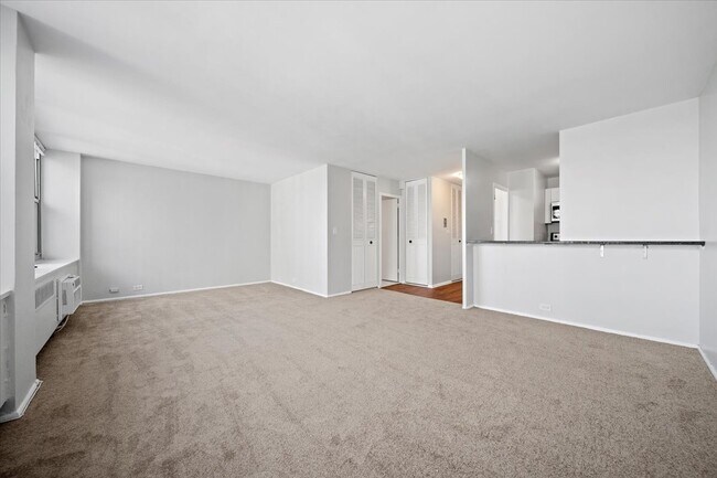 Building Photo - 4250 N Marine Dr