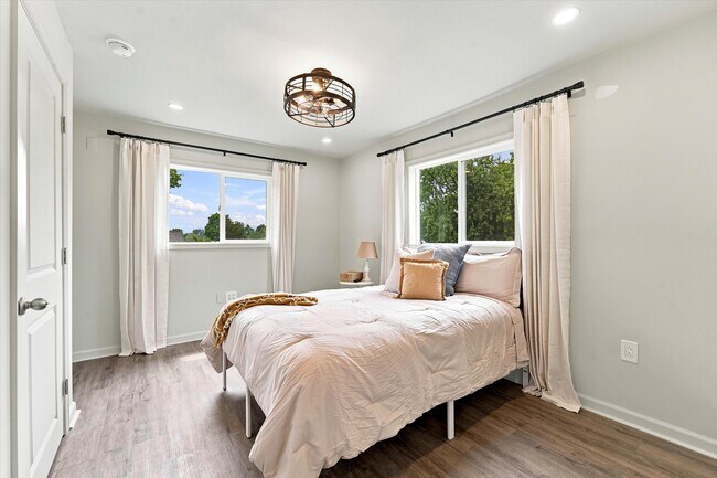 Foto del edificio - 135 Rutledge Ave