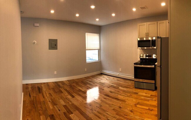 Foto del edificio - 113-39 Farmers Blvd