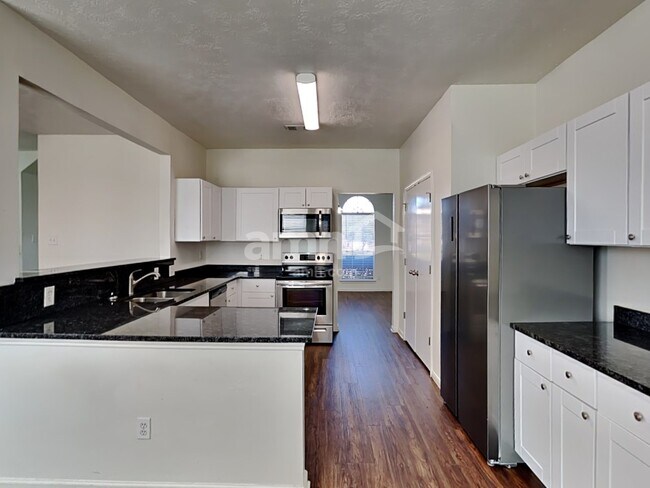 Building Photo - 502 Hearthstone Ct