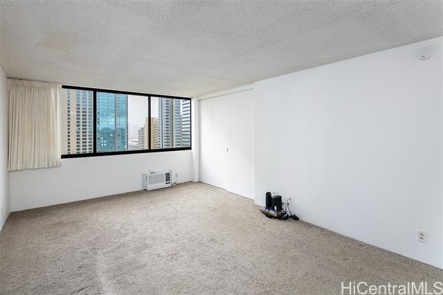 Building Photo - 1255 Nuuanu Ave