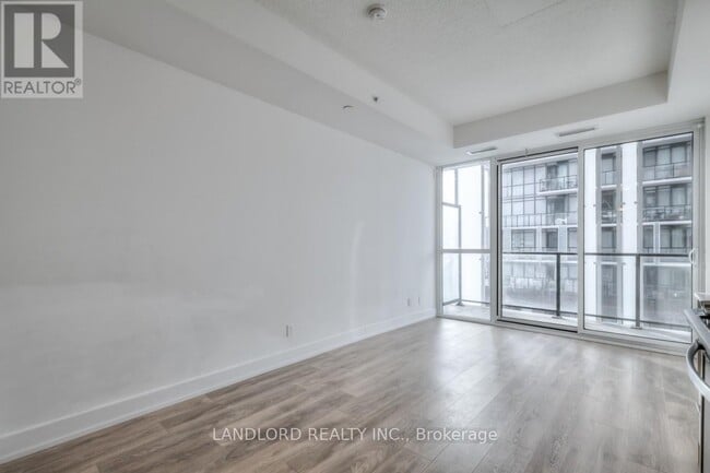 Building Photo - 150 Fairview Mall Dr