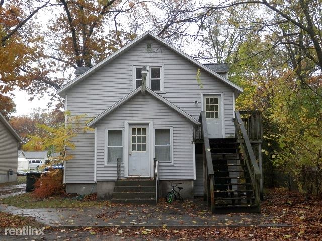 Building Photo - 355 Roberts St