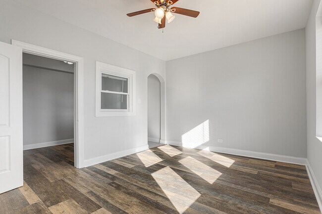 Foto del edificio - 1608 W Sherwin Ave